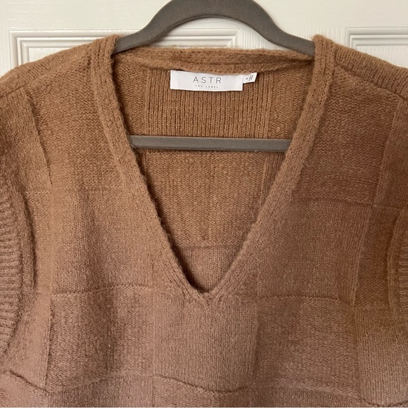 ASTR the Label Sweater Vest - Picture 4 of 7